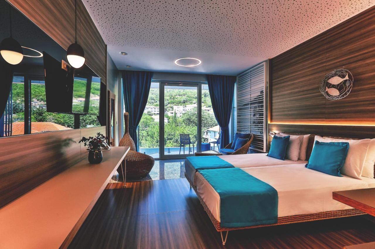 Carine Hotel Kumbor Superior 赫尔采格诺维 外观 照片